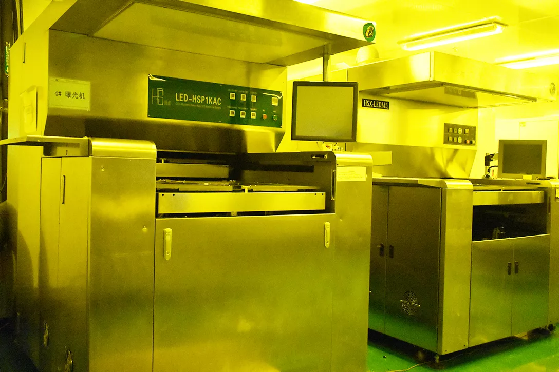 Inner line: line CCD semi-automatic exposure machine